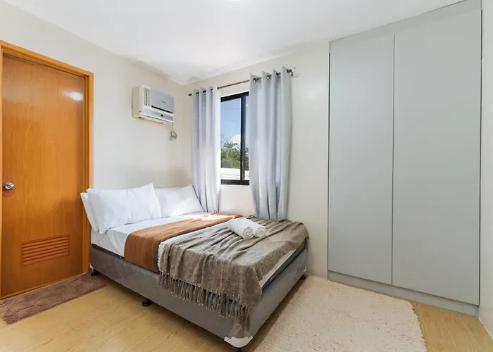 Holiday home Furnished 3br Townhouse Near It Park With Parking, Fast Wifi, Netflix And Cebu