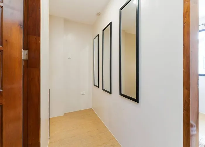 Furnished 3br Townhouse Near It Park With Parking, Fast Wifi, Netflix And Holiday home