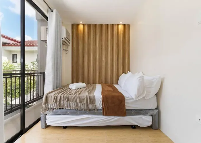 Holiday home Furnished 3br Townhouse Near It Park With Parking, Fast Wifi, Netflix And Cebu