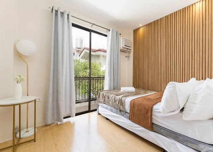 Furnished 3br Townhouse Near It Park With Parking, Fast Wifi, Netflix And Cebu
